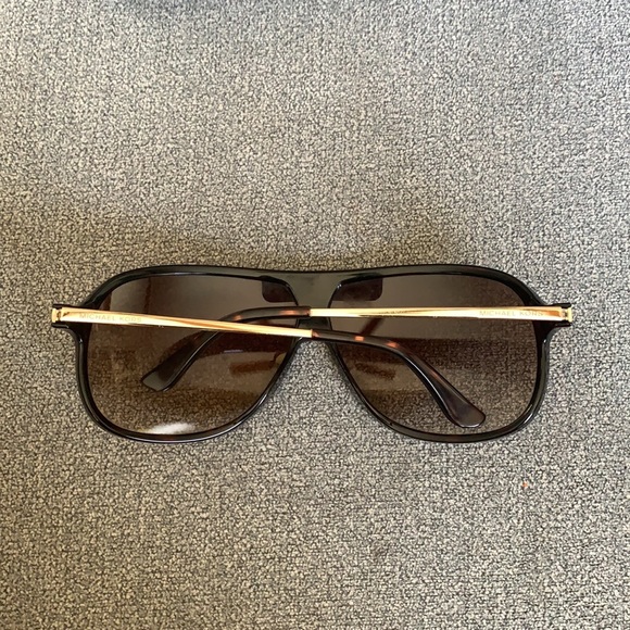 Michael Kors Sunglasses - Picture 3 of 6